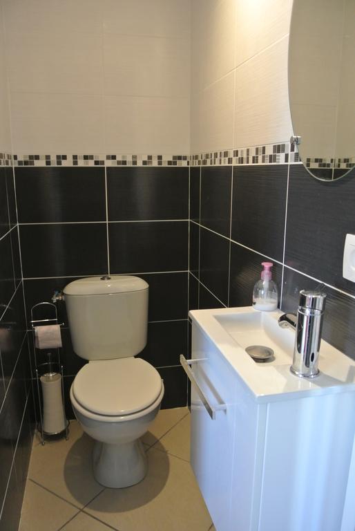A L'Oree Du Bois Rillieux-la-Pape Zimmer foto